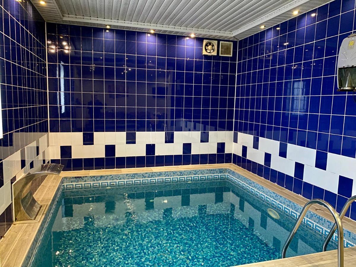 Hotel Koral Černovice Exteriér fotografie