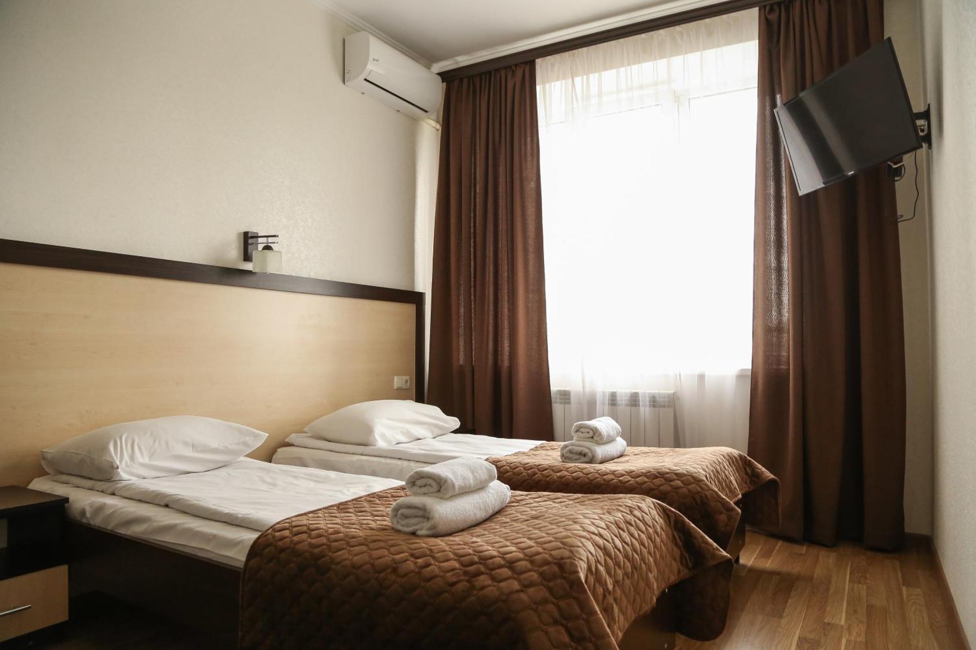 Hotel Koral Černovice Exteriér fotografie