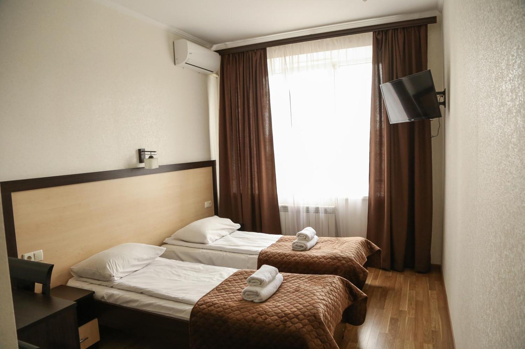 Hotel Koral Černovice Exteriér fotografie